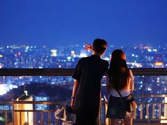 -中山利和希尔顿酒店