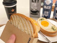 -星巴克臻选(上海淮海百盛购物中心店)