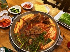 -喇喇排骨火锅·传统韩式脊骨汤(望京西园总店)