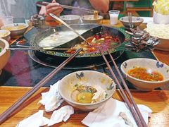 -渝大龙重庆火锅(温泉月亮湾店)