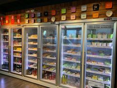 面包甜点陈列柜-四喜小胖·北京涮肉(五道营店)