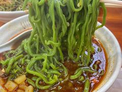 精瘦肉臊子面-手擀菠菜面(西康路店)