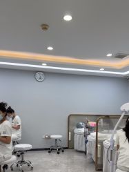 -悟空祛痘·诺奖技术专业店