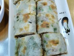 葱饼卷牛肉-台北楚楚园馅饼粥(虹桥南丰城店)