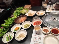 -本家韩国烤肉(财富大厦店)