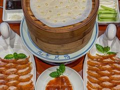 -九紫烤鸭·津粤菜(意式风情街店)