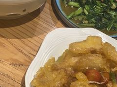 -山楂树融合菜餐厅