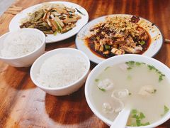 -温记府廟豆汤饭·始于1955年(海椒店)