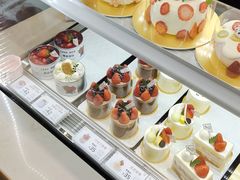 -花花卷卷·鲜食蛋糕(静安久光百货店)
