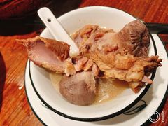 筒子骨藕汤-董厨煨汤馆(车站路店)