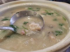蚝仔砂锅粥-潮人姐妹轩(海宁路店)