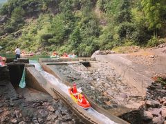-安吉龙王山峡谷漂流