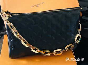 ：LV 坐标：国贸汇1F  Mandy是我见过LV里