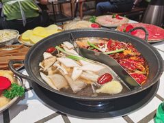 -贰回巷火锅馆(钟楼店)