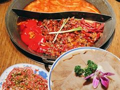 -萍姐火锅·公路夜市(武汉首店)