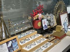 -Trend1881视光·蔡司视觉(领展广场店)
