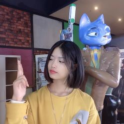 点击看大图 短发-诗悦发型SALON·圣罗兰店