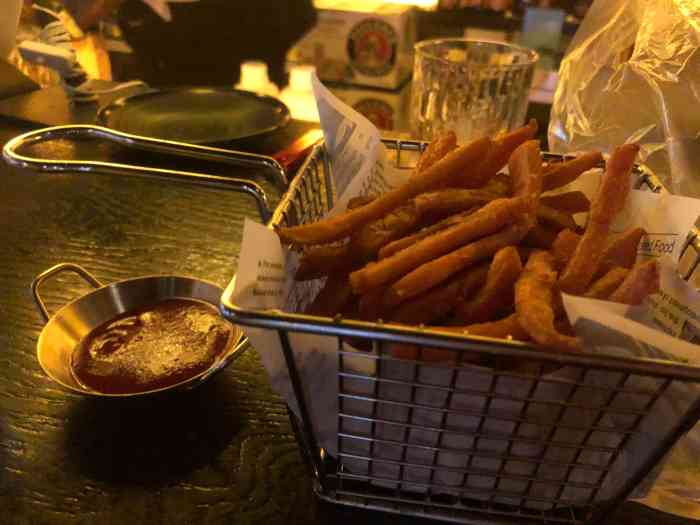 v  play house音乐餐厅-"双人套餐真的很划算!当然我更想念之前的.