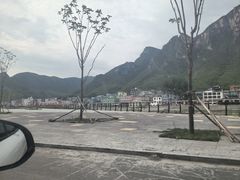 -百里峡七彩艺术小镇