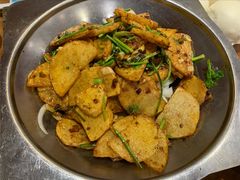 干锅土豆片-晚归月亮湾私家菜(临邑路店)