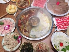 -佬土鹅肠火锅(解放路店)