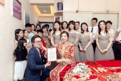 点击看大图 -予白婚纱礼服馆