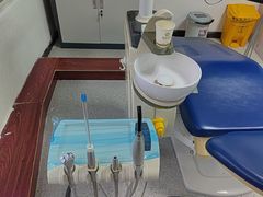 -德尚口腔(金碧店)