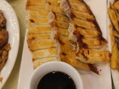 皮皮虾锅贴-奥华餐厅·老张记(台基厂店)