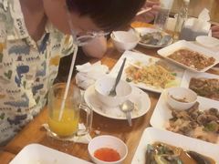 -两兄弟Song Pee Nong(2号店)