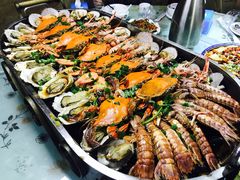 -老东镇啤酒屋海鲜加工·蒸汽海鲜·海鲜烧烤(台东店)
