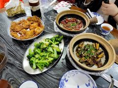 -红星光发煲仔饭(文海店)