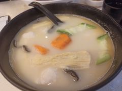 鱼汤墨鱼丸米线-和平馆·地道港澳茶餐厅(西门口店)