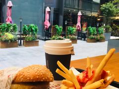 -The Habit Burger Grill 哈比特汉堡(复兴soho店)
