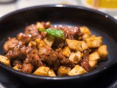 黑椒牛肉粒-闫府私房菜·老字号(恒隆店)