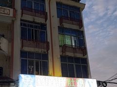 -15年老字号鑫鑫猪肚鸡·椰子鸡海南火锅(兴隆华侨农场店)