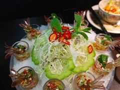 -大头虾越式风味餐厅(光明广场店)