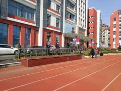 -上海市工商外国语学校