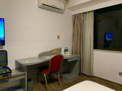 -莫泰酒店(厦门万象城火车站地铁站店)