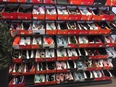 -NIKE北京马连道换季优惠店