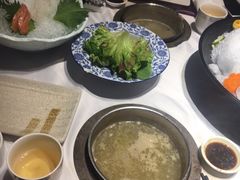 -泓炙颐凤鲜海鲜火锅料理(桐乡店)