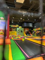 -蹦蹦跳跳(新奥购物中心店)