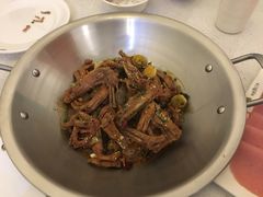 -张大师鸭爪爪特色干锅(南湖店)