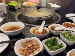 -丫丫汤膳打边炉(宏府408坊店)