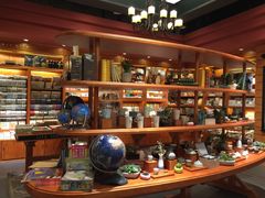 -西西弗书店&矢量咖啡(静安大悦城店)
