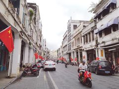 -海口骑楼小吃街