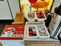 -左庭右院鲜牛肉火锅(浦江欢乐颂店)