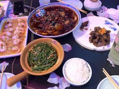 -粉墨特色菜·烧烤音乐酒馆