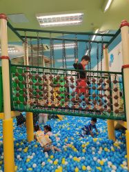 -莫莉幻想儿童乐园(武汉经开永旺店)