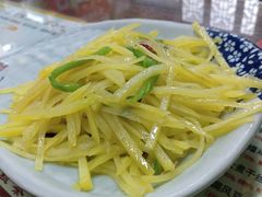 青椒土豆丝-粗茶淡饭(东关街店)