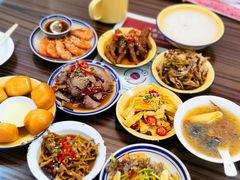 -三镇卤货二公司(汉街店)